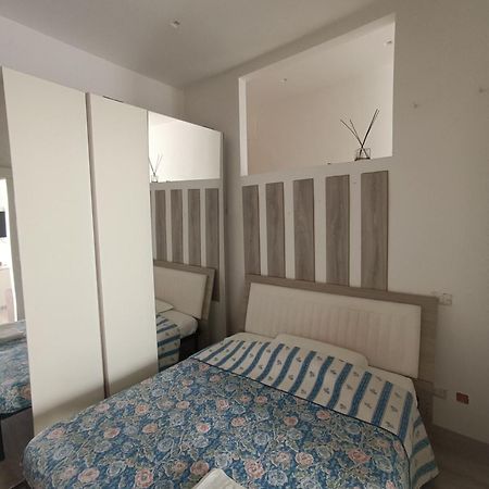 Apartamento Angolo Di Liberta Bari Exterior foto