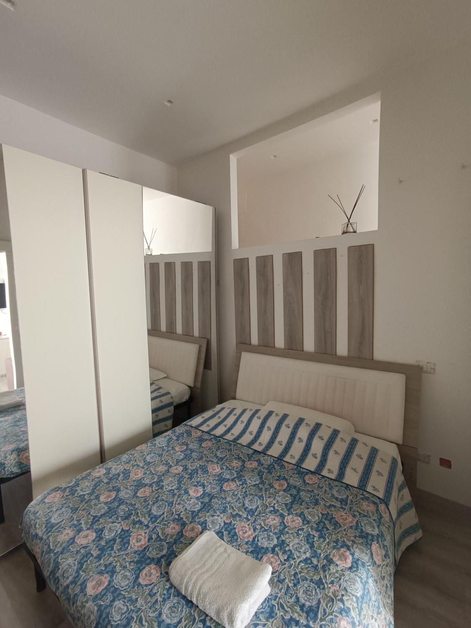 Apartamento Angolo Di Liberta Bari Exterior foto