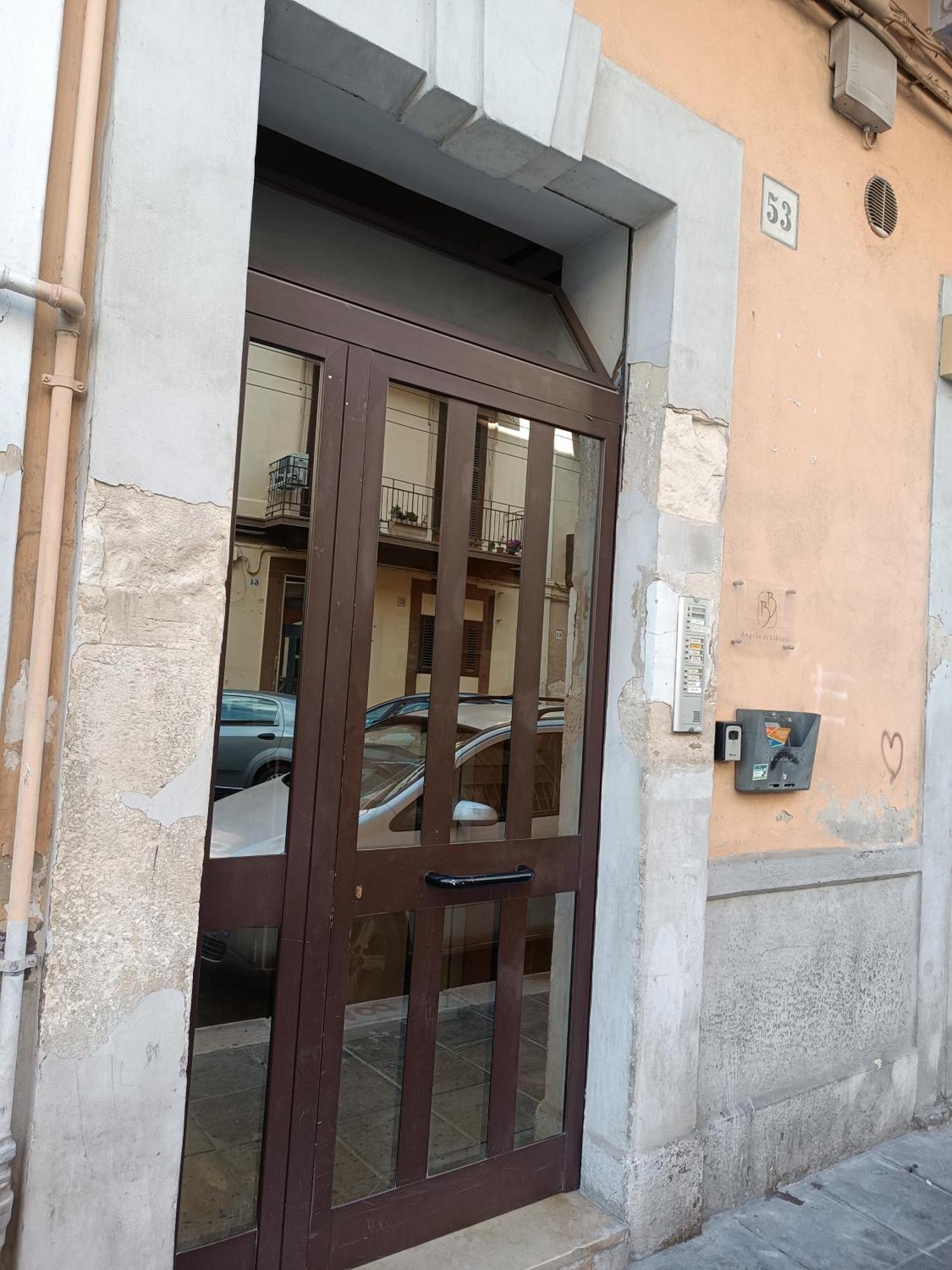 Apartamento Angolo Di Liberta Bari Exterior foto